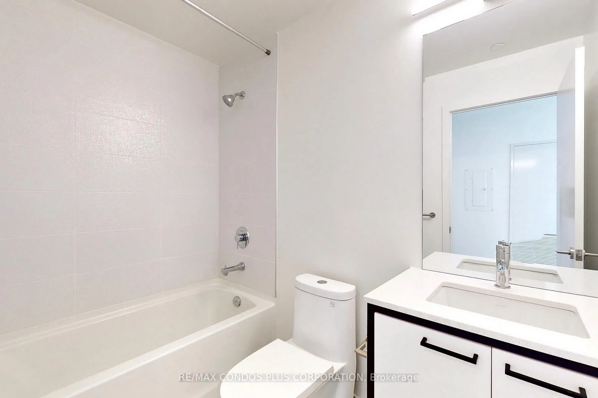 Photo 23 of Unit 706, 1808 St Clair Avenue W, Toronto, Weston-Pellam Park — HOMEH