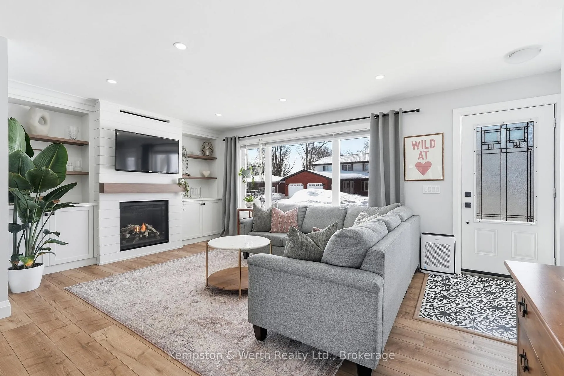 Photo 8 of 727 Palace Street E, North Perth, Listowel — HOMEH