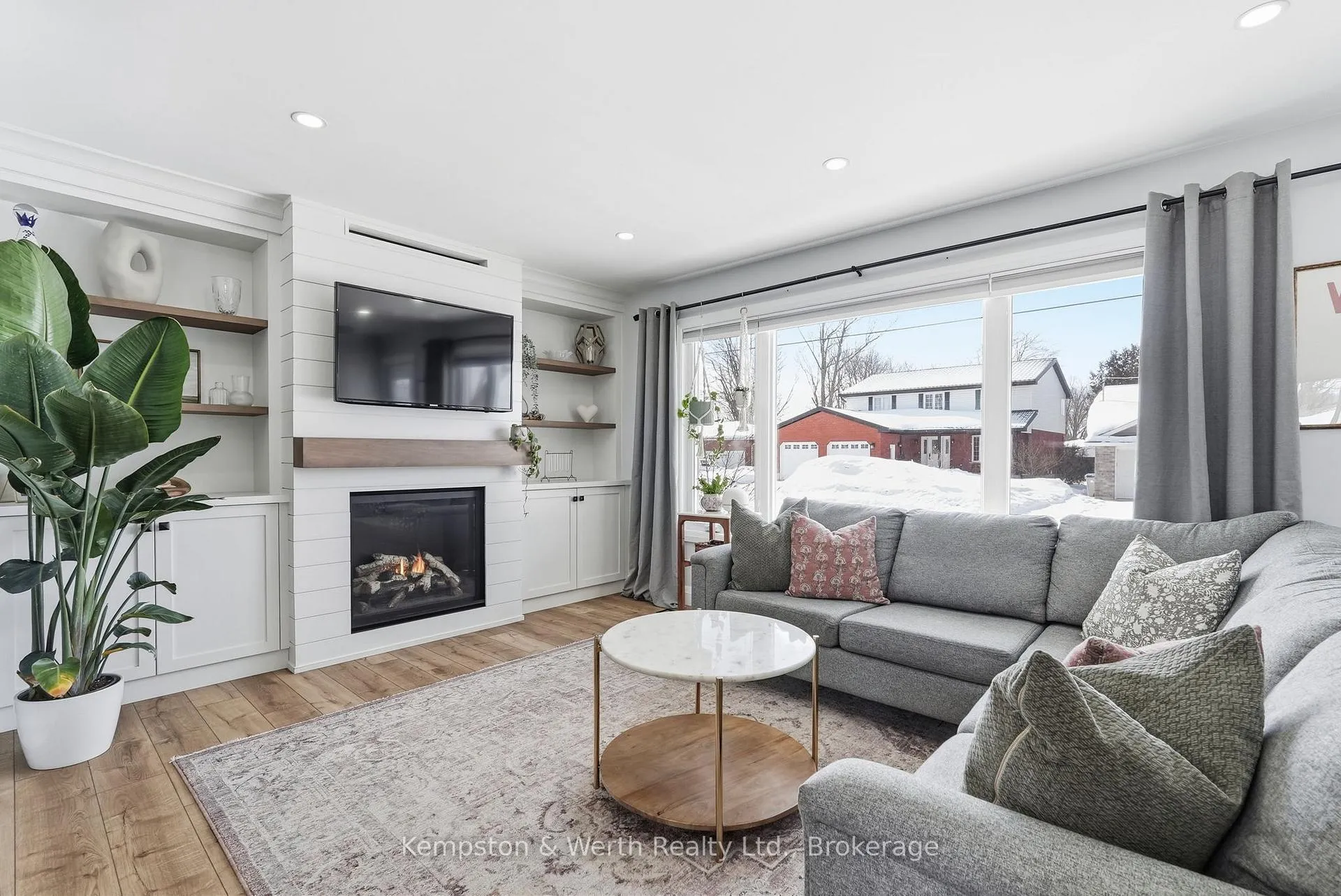 Photo 9 of 727 Palace Street E, North Perth, Listowel — HOMEH