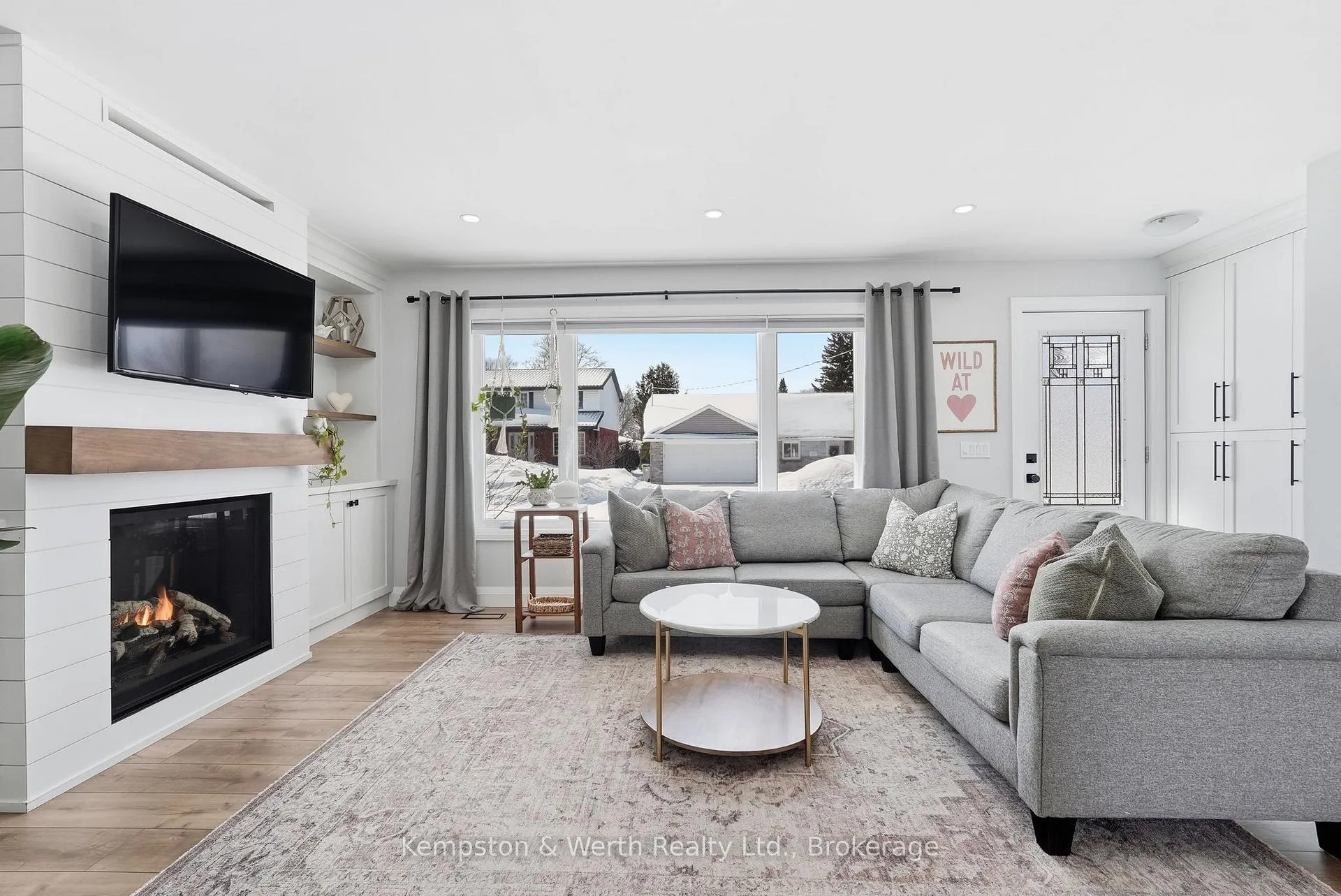 Photo 10 of 727 Palace Street E, North Perth, Listowel — HOMEH