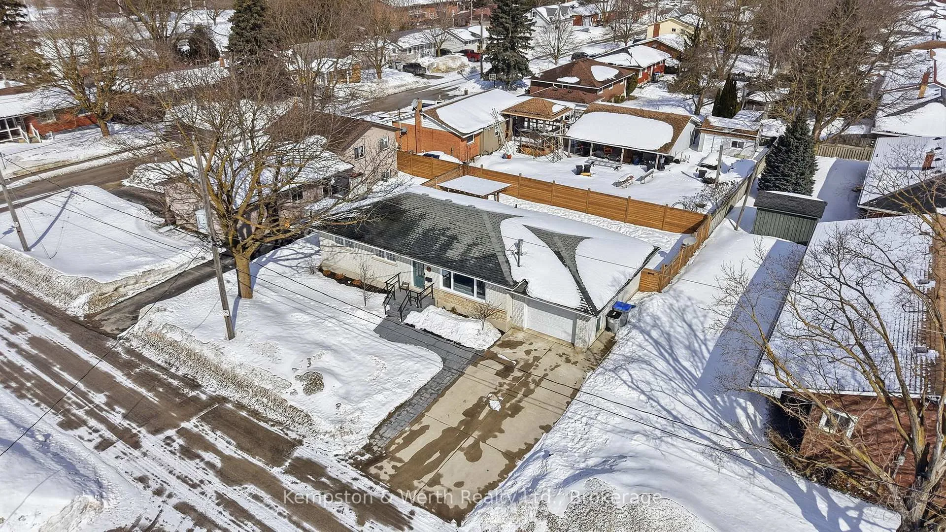 Photo 37 of 727 Palace Street E, North Perth, Listowel — HOMEH