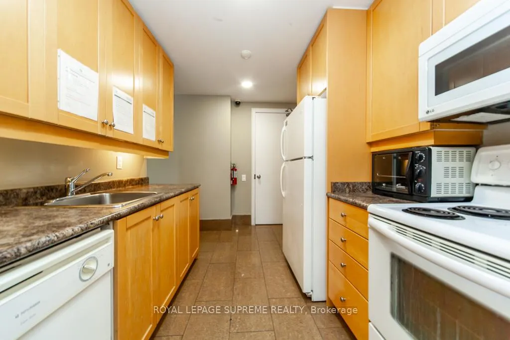Photo 41 of Unit 202, 1600 Keele Street, Toronto, Keelesdale-Eglinton West — HOMEH