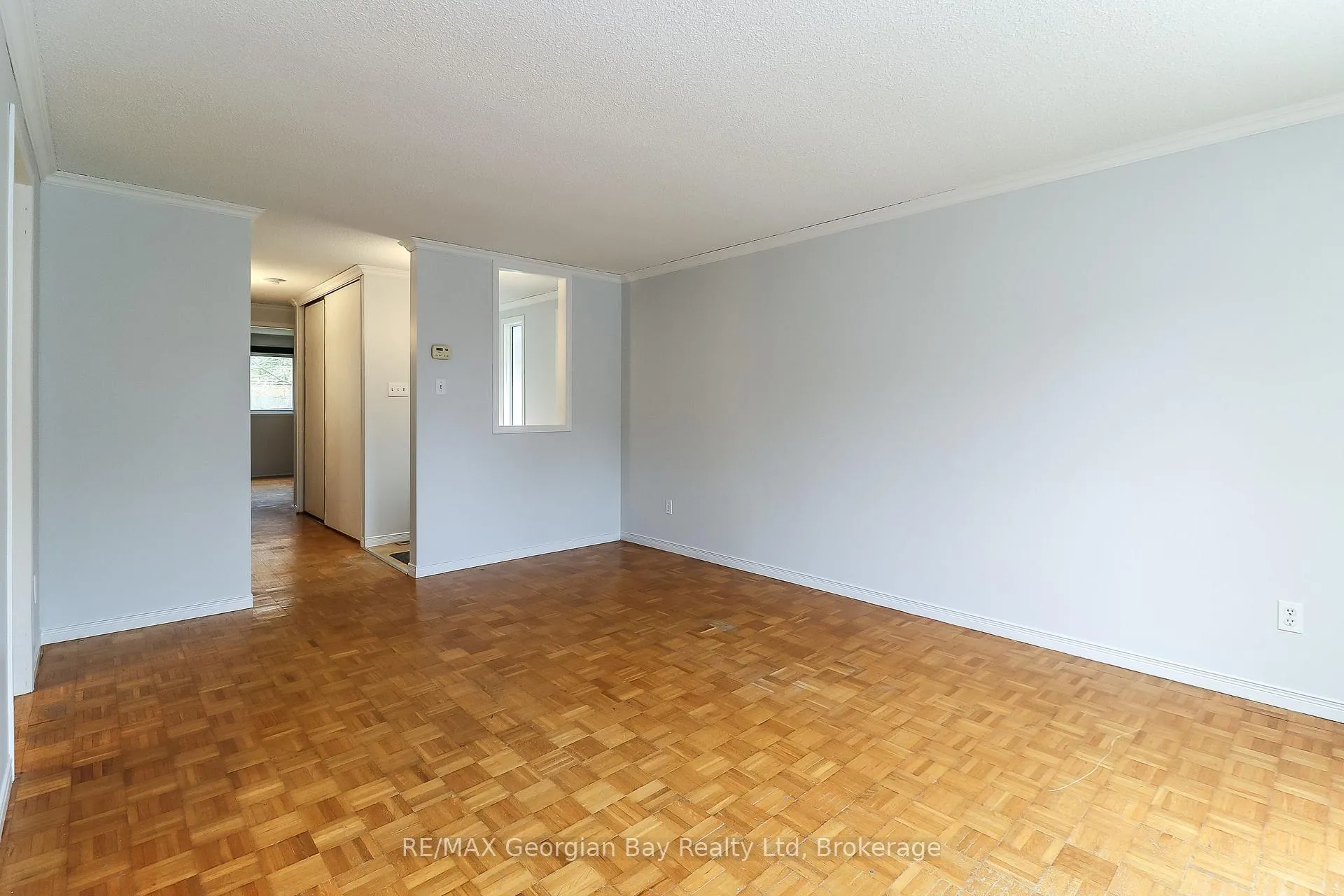 Photo 12 of 771 Birchwood Drive, Midland — HOMEH