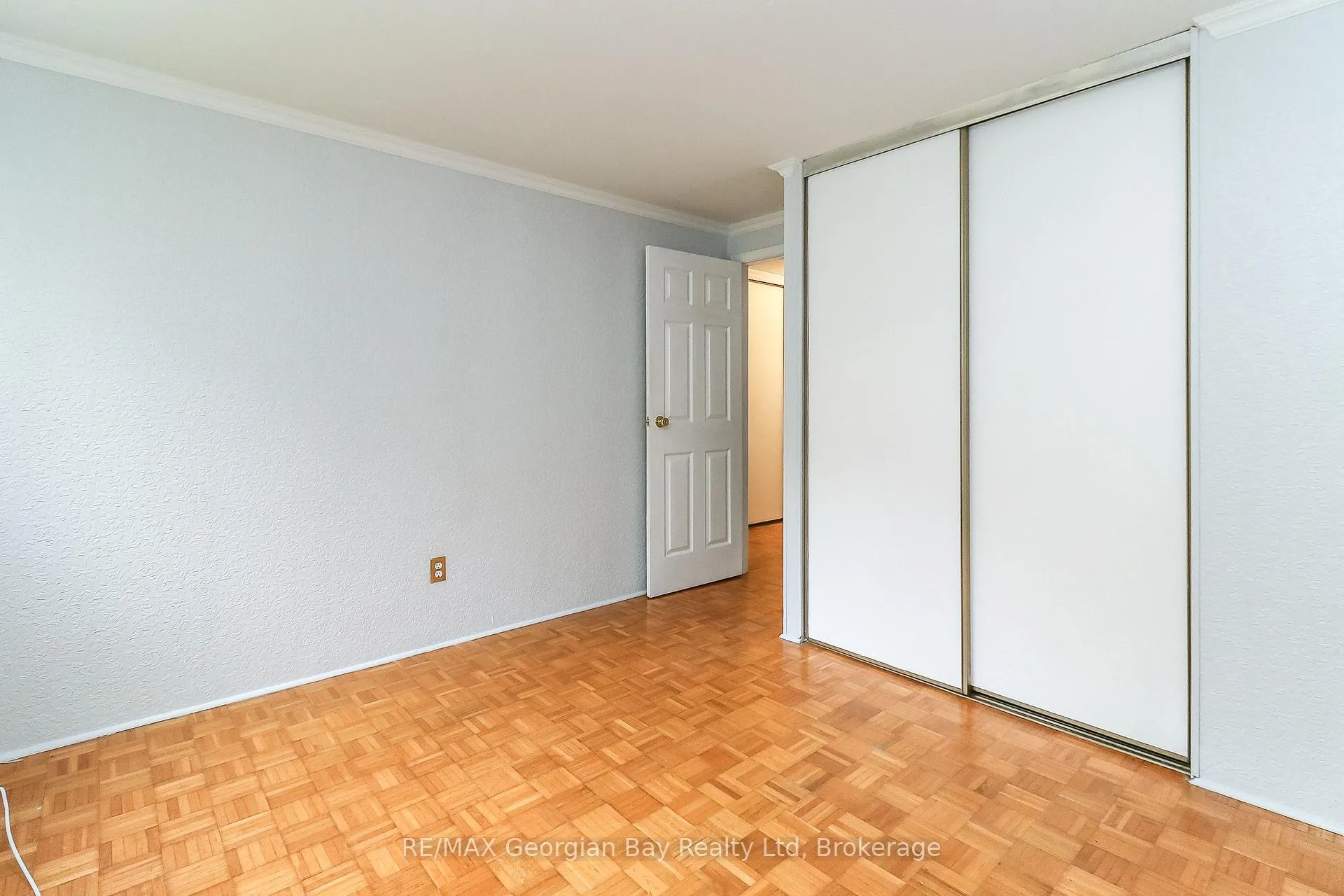 Photo 21 of 771 Birchwood Drive, Midland — HOMEH