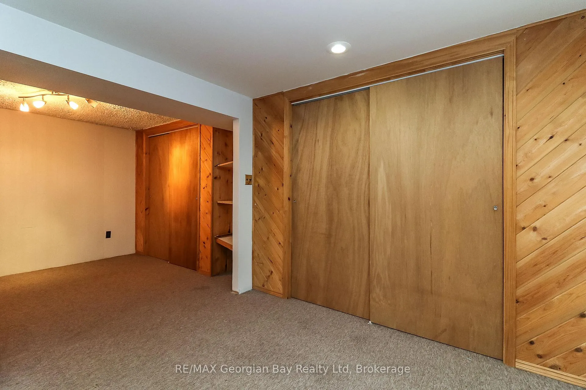 Photo 27 of 771 Birchwood Drive, Midland — HOMEH