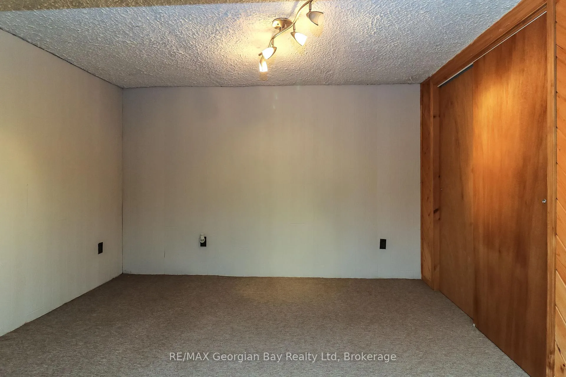 Photo 28 of 771 Birchwood Drive, Midland — HOMEH