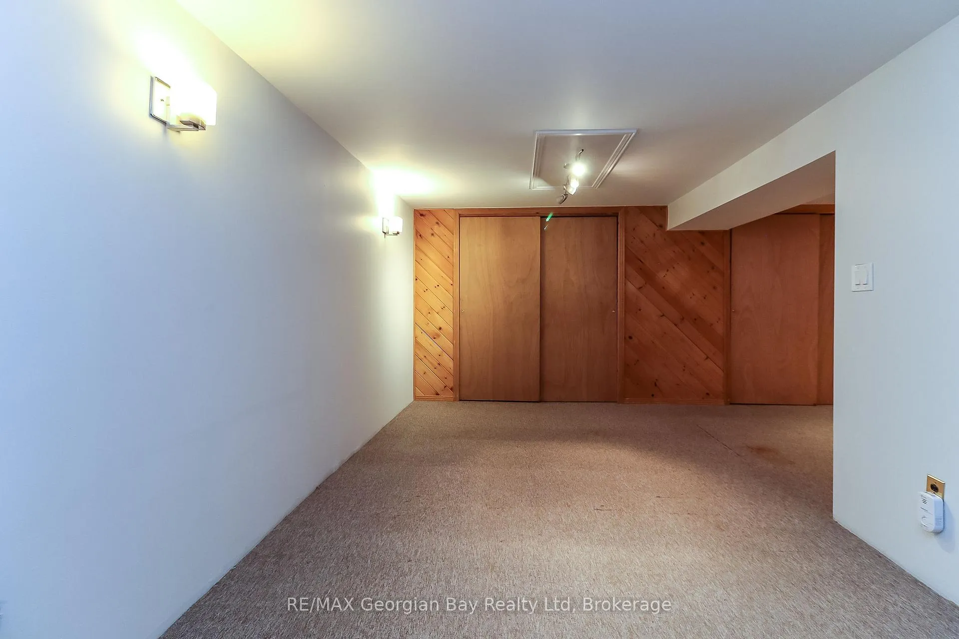 Photo 31 of 771 Birchwood Drive, Midland — HOMEH