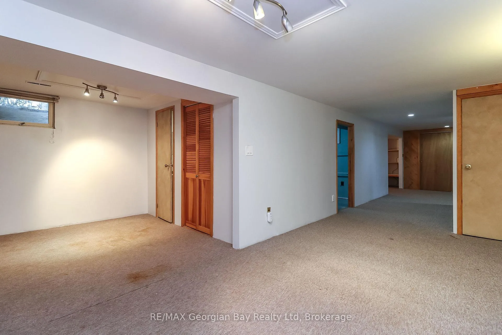 Photo 33 of 771 Birchwood Drive, Midland — HOMEH