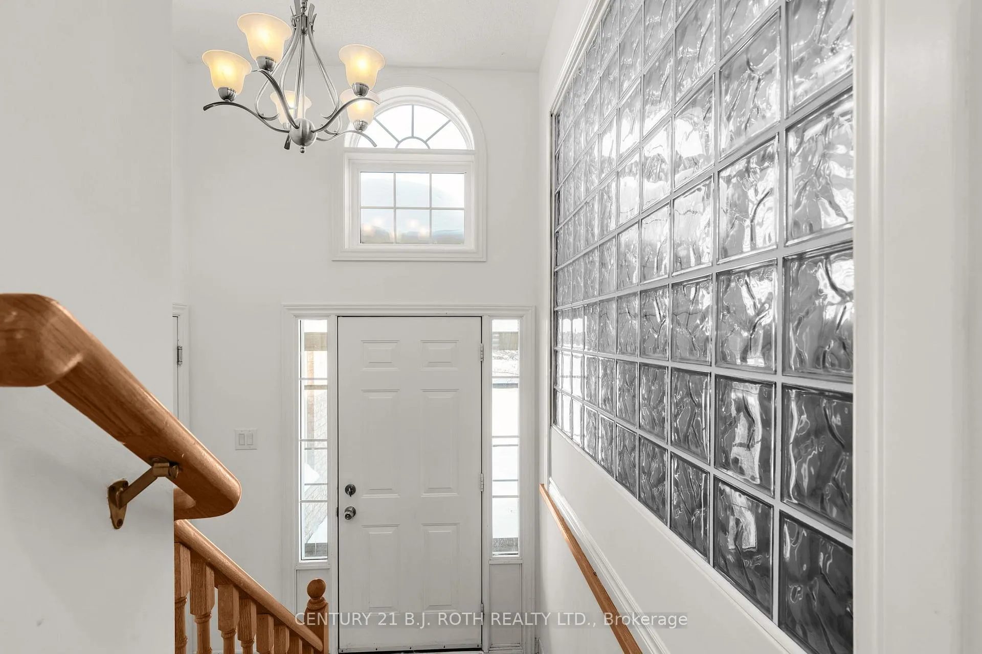 Photo 2 of 148 Marsellus Drive, Barrie, Holly — HOMEH