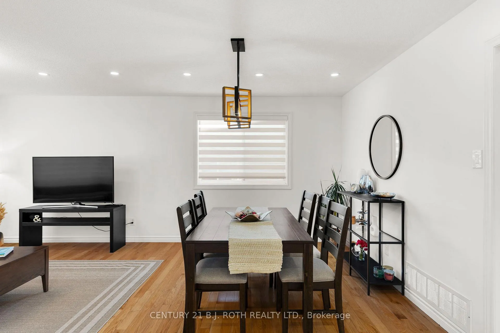Photo 10 of 148 Marsellus Drive, Barrie, Holly — HOMEH