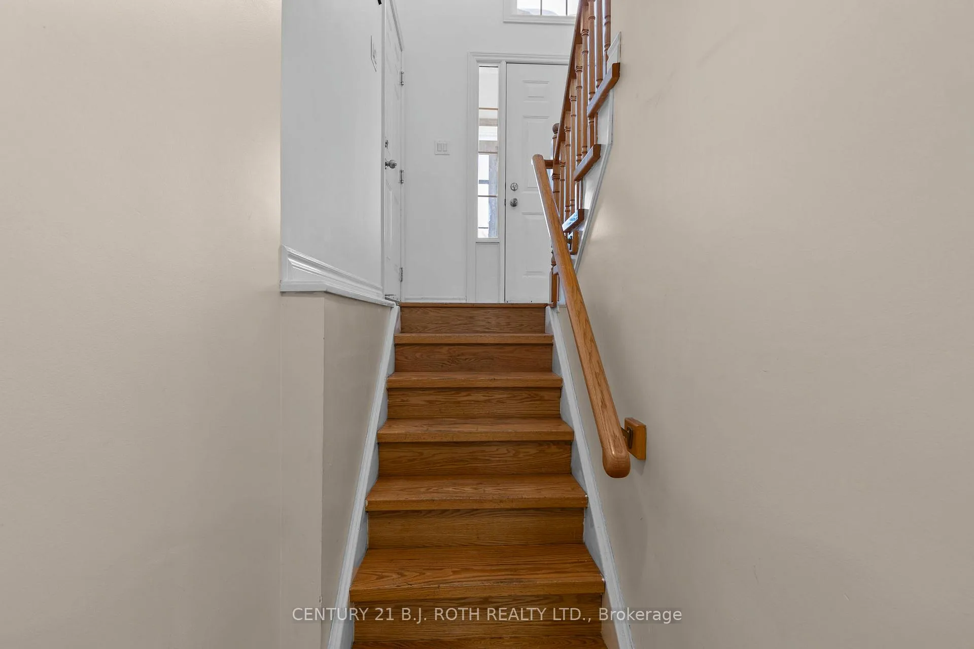 Photo 16 of 148 Marsellus Drive, Barrie, Holly — HOMEH