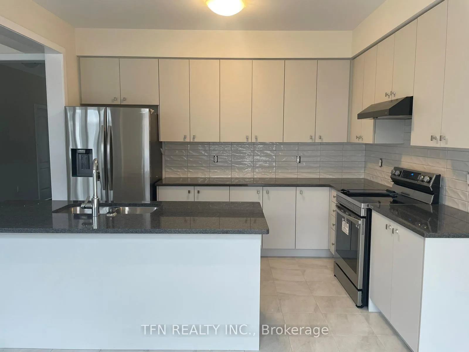 Photo 3 of 22 Downriver Drive, Welland, Dain City — HOMEH