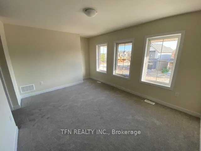 Photo 17 of 22 Downriver Drive, Welland, Dain City — HOMEH