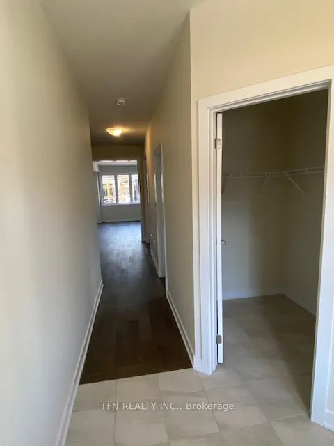 Photo 29 of 22 Downriver Drive, Welland, Dain City — HOMEH