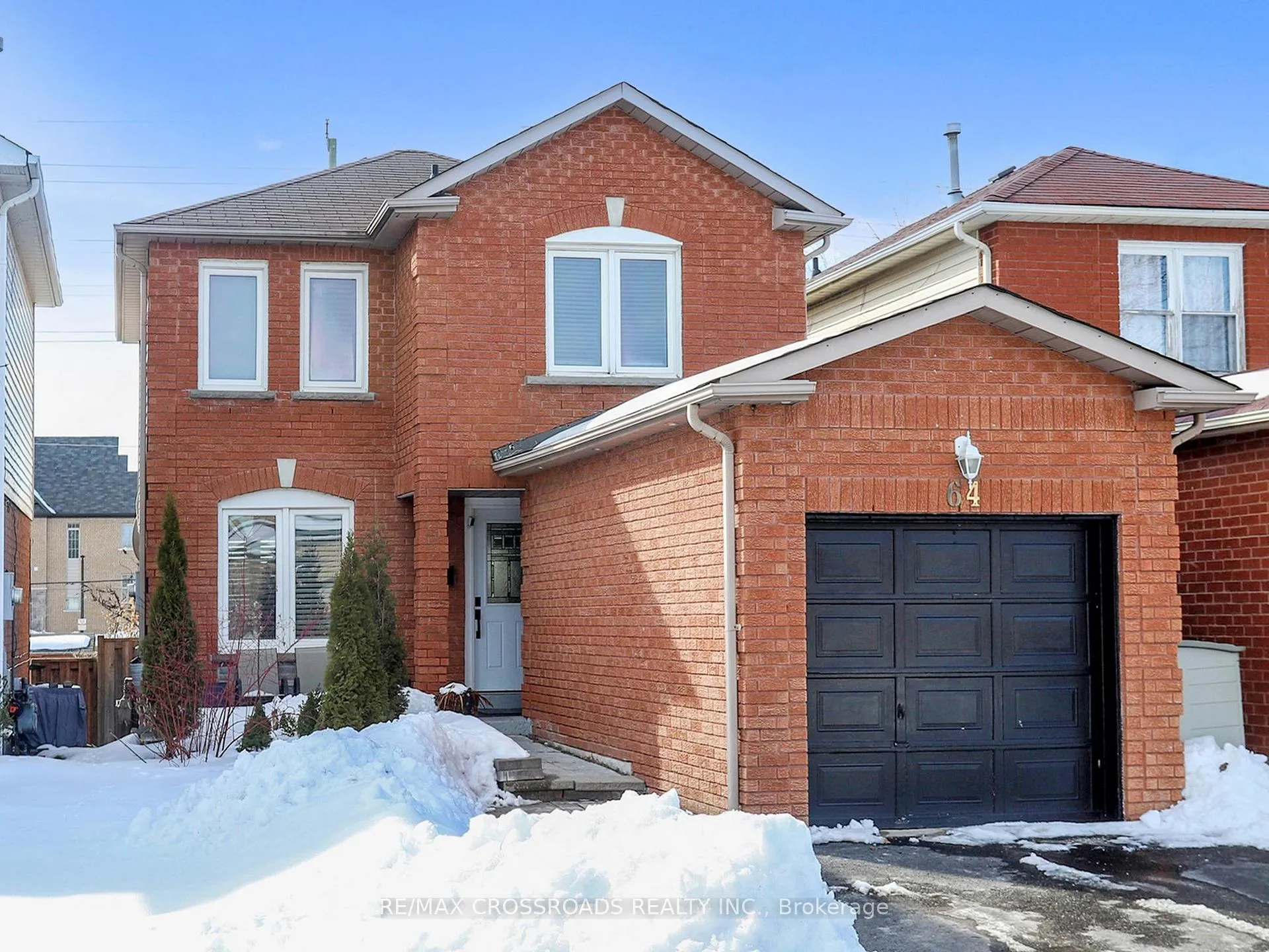 Photo 5 of 64 Sable Crescent, Whitby, Rolling Acres — HOMEH