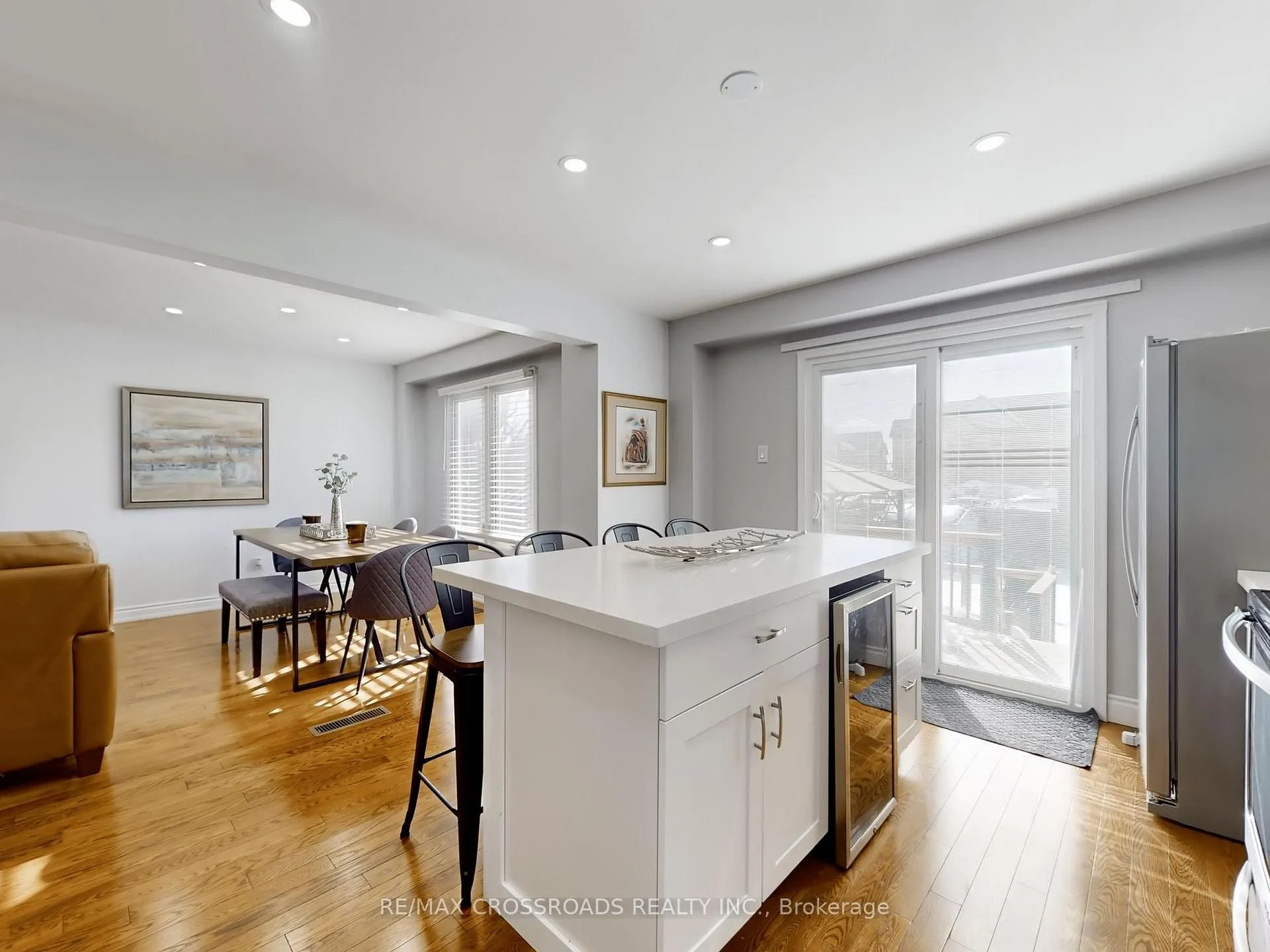 Photo 18 of 64 Sable Crescent, Whitby, Rolling Acres — HOMEH