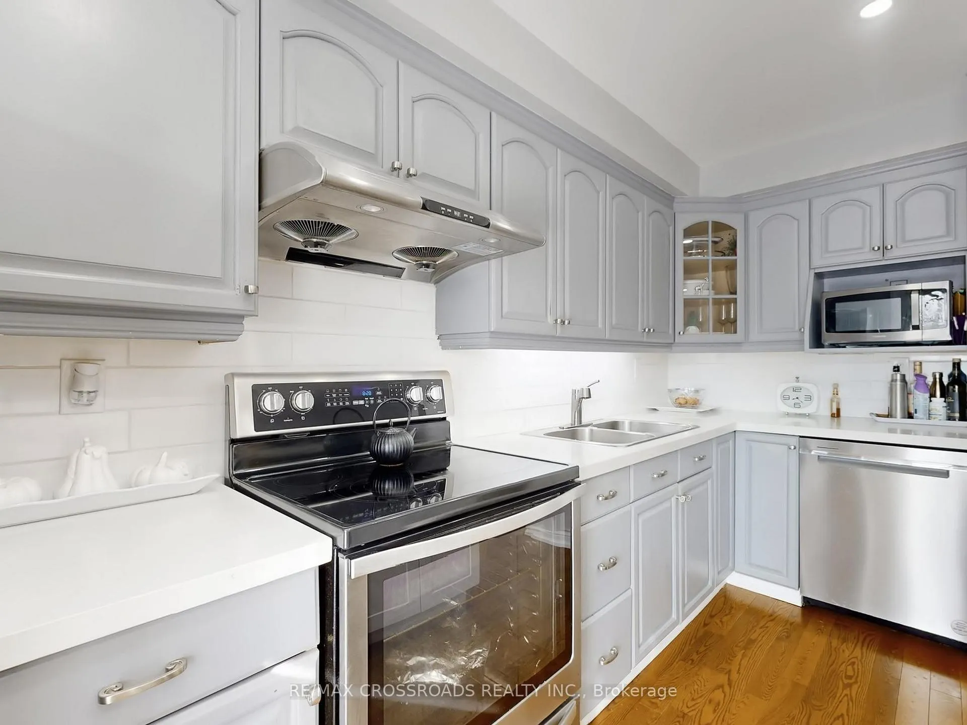 Photo 19 of 64 Sable Crescent, Whitby, Rolling Acres — HOMEH