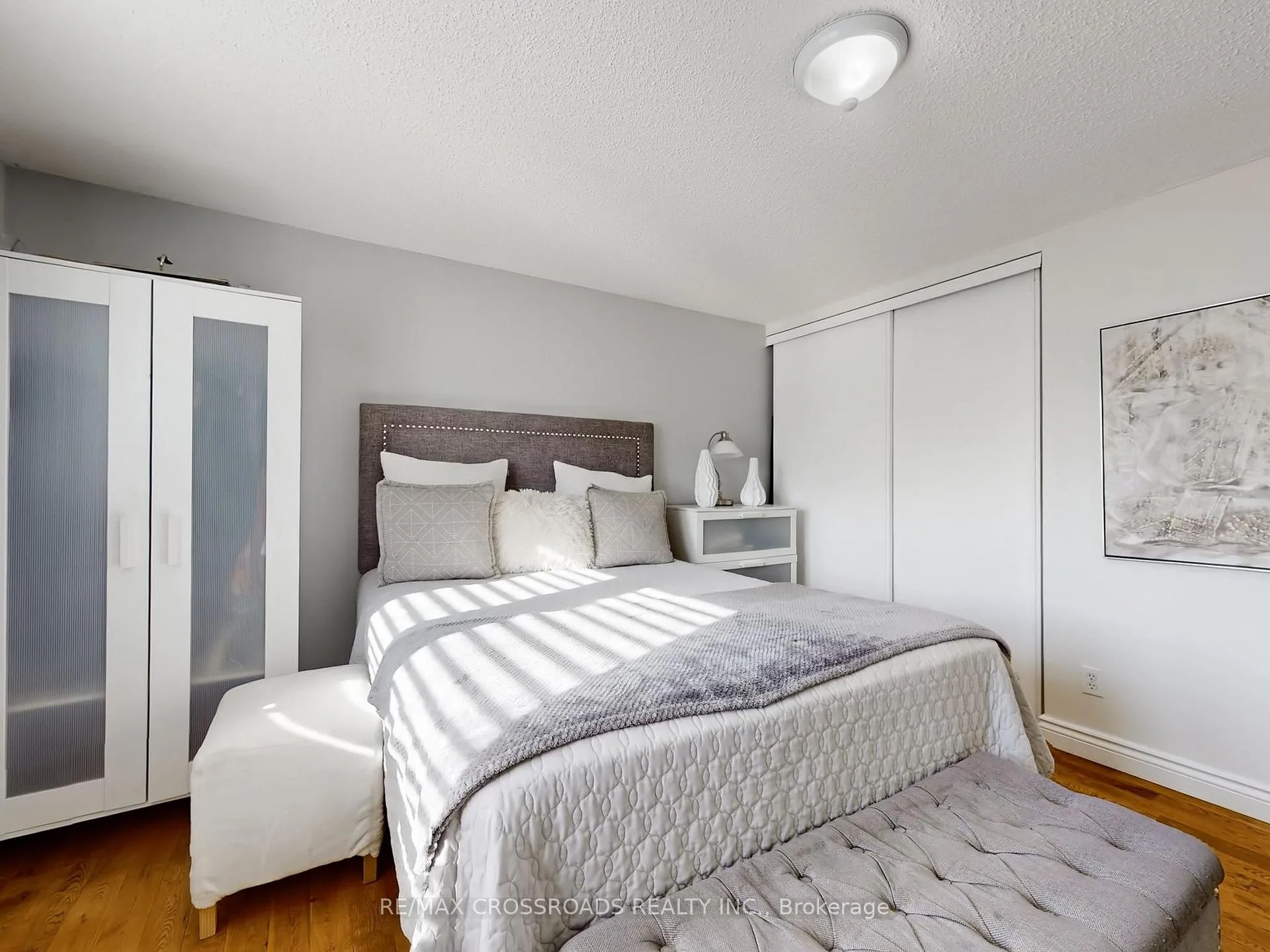 Photo 32 of 64 Sable Crescent, Whitby, Rolling Acres — HOMEH