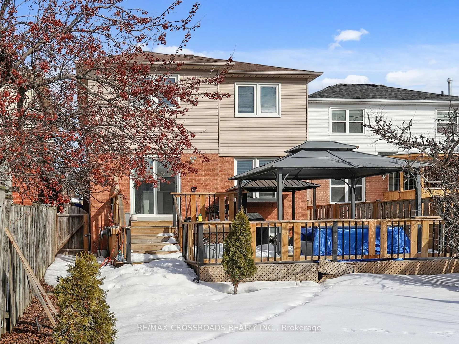 Photo 43 of 64 Sable Crescent, Whitby, Rolling Acres — HOMEH