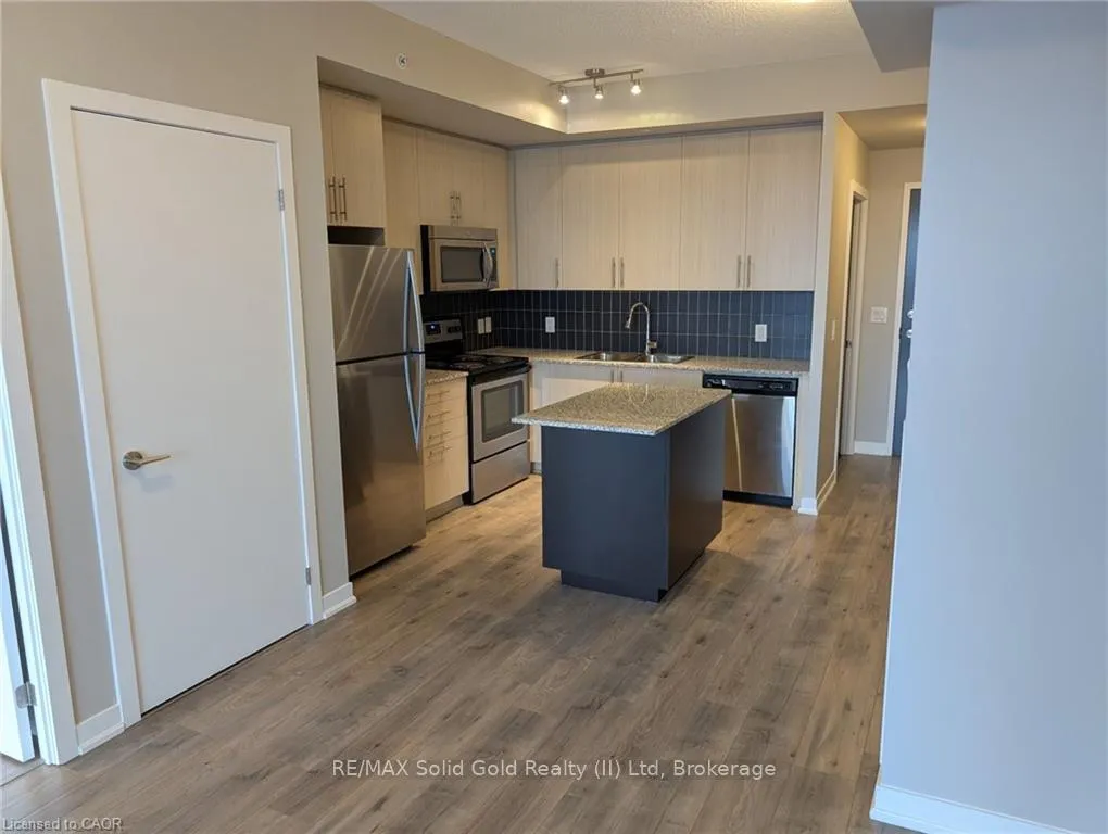 Photo 5 of Unit 703, 85 Duke Street W, Kitchener, City Commercial Core — HOMEH