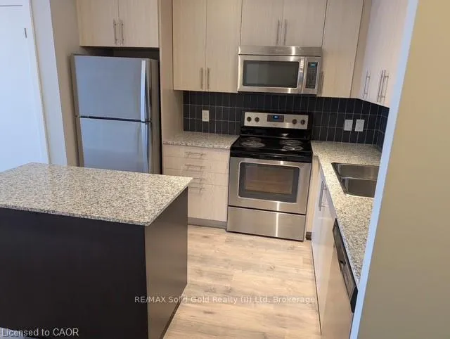 Photo 9 of Unit 703, 85 Duke Street W, Kitchener, City Commercial Core — HOMEH
