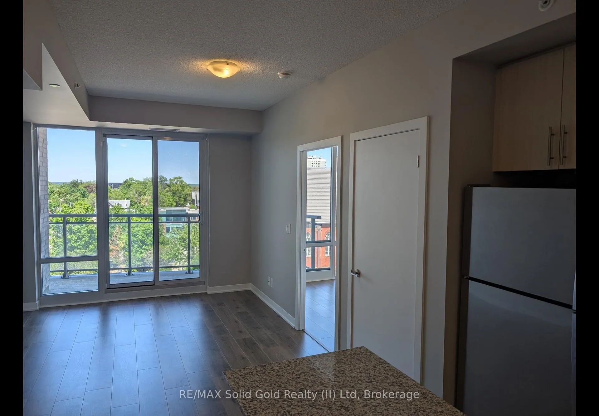 Photo 13 of Unit 703, 85 Duke Street W, Kitchener, City Commercial Core — HOMEH