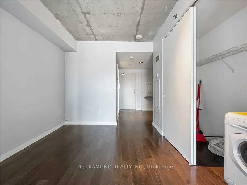 Photo 5 of Unit 623, 32 Trolley Crescent, Toronto, Waterfront Communities — HOMEH