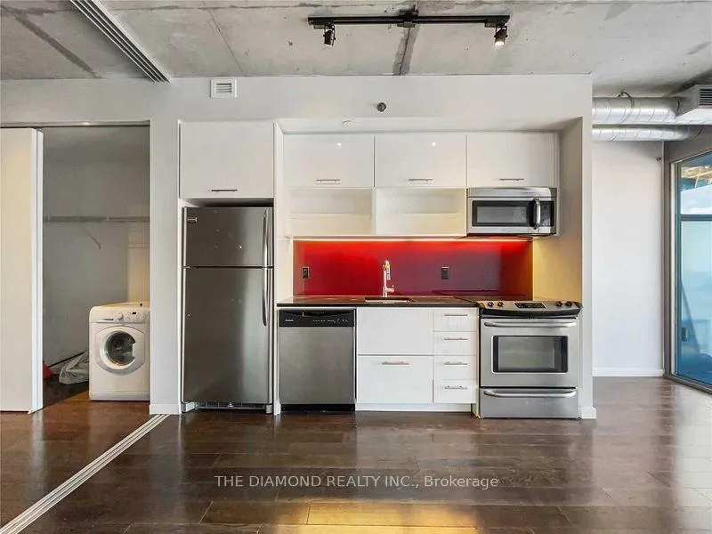 Photo 9 of Unit 623, 32 Trolley Crescent, Toronto, Waterfront Communities — HOMEH
