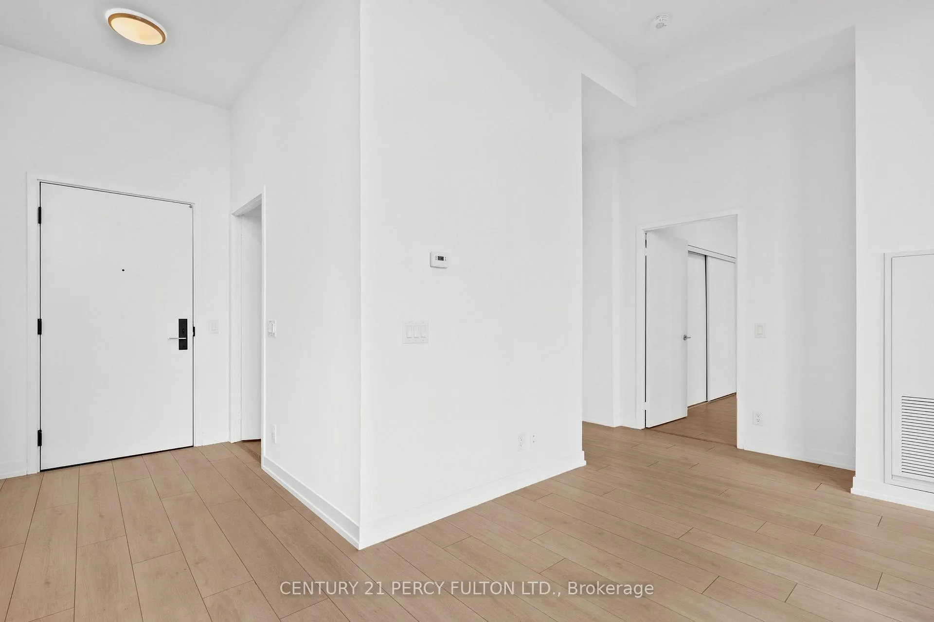 Photo 11 of Unit 201, 270 Dufferin Street, Toronto, South Parkdale — HOMEH