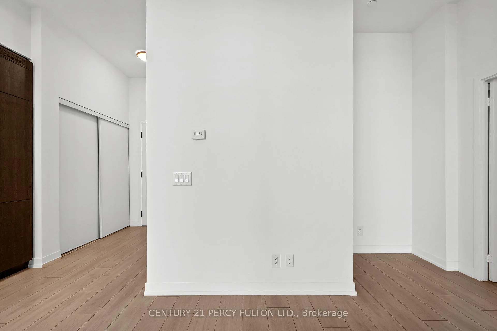 Photo 19 of Unit 201, 270 Dufferin Street, Toronto, South Parkdale — HOMEH