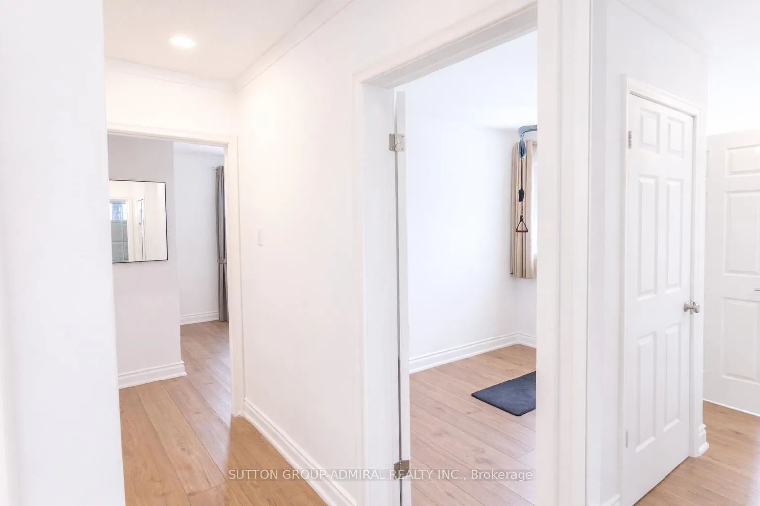 Photo 14 of 8 Iber Court, Aurora, Aurora Village — HOMEH