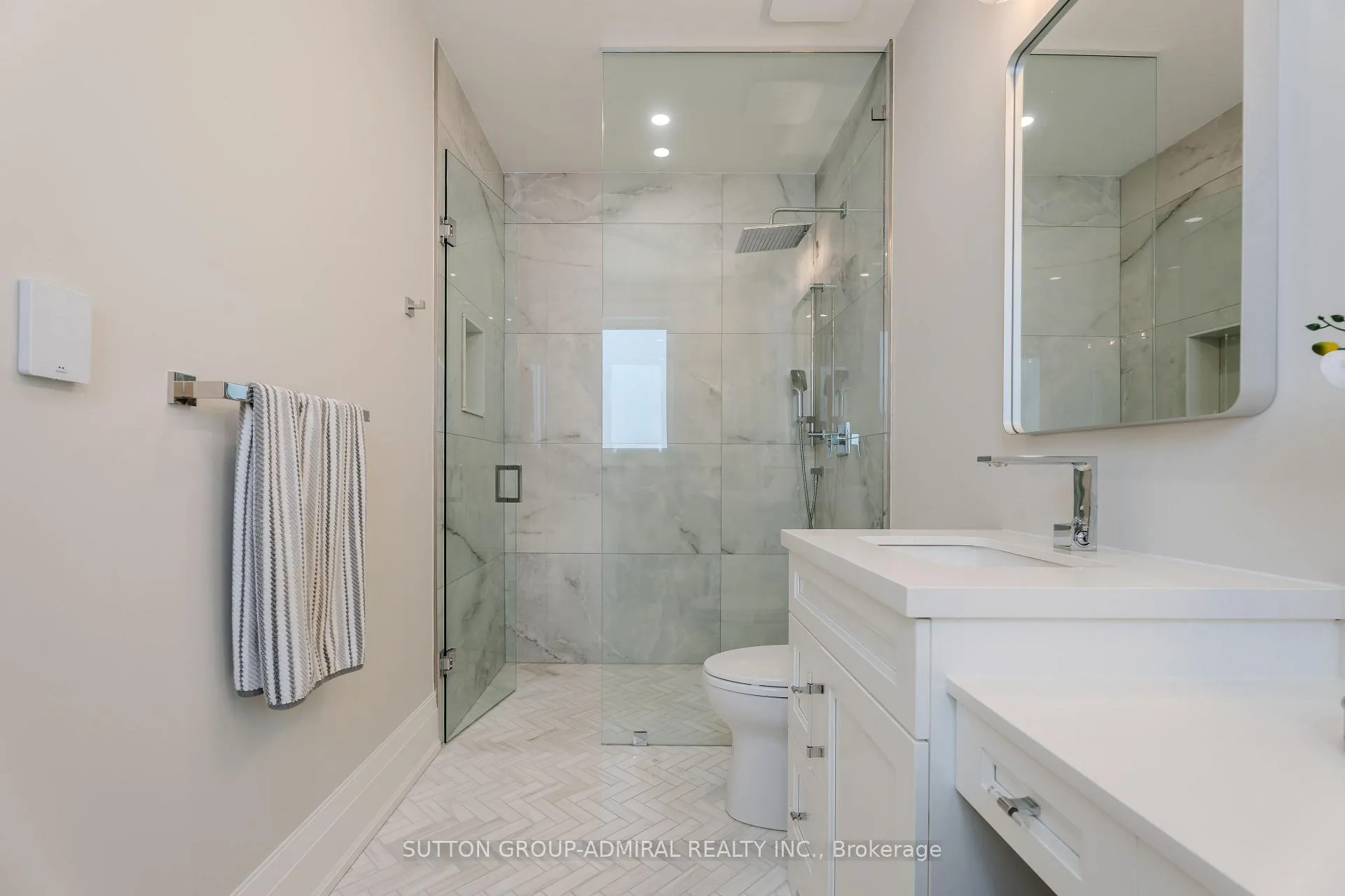 Photo 28 of 41 Elizabeth Drive, King, Nobleton — HOMEH