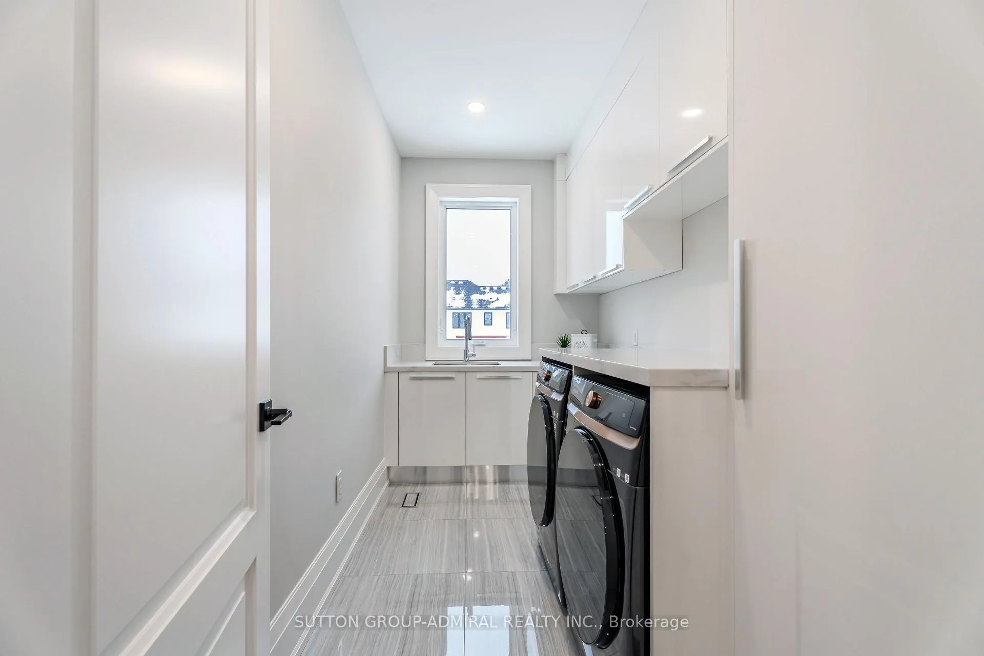 Photo 42 of 41 Elizabeth Drive, King, Nobleton — HOMEH