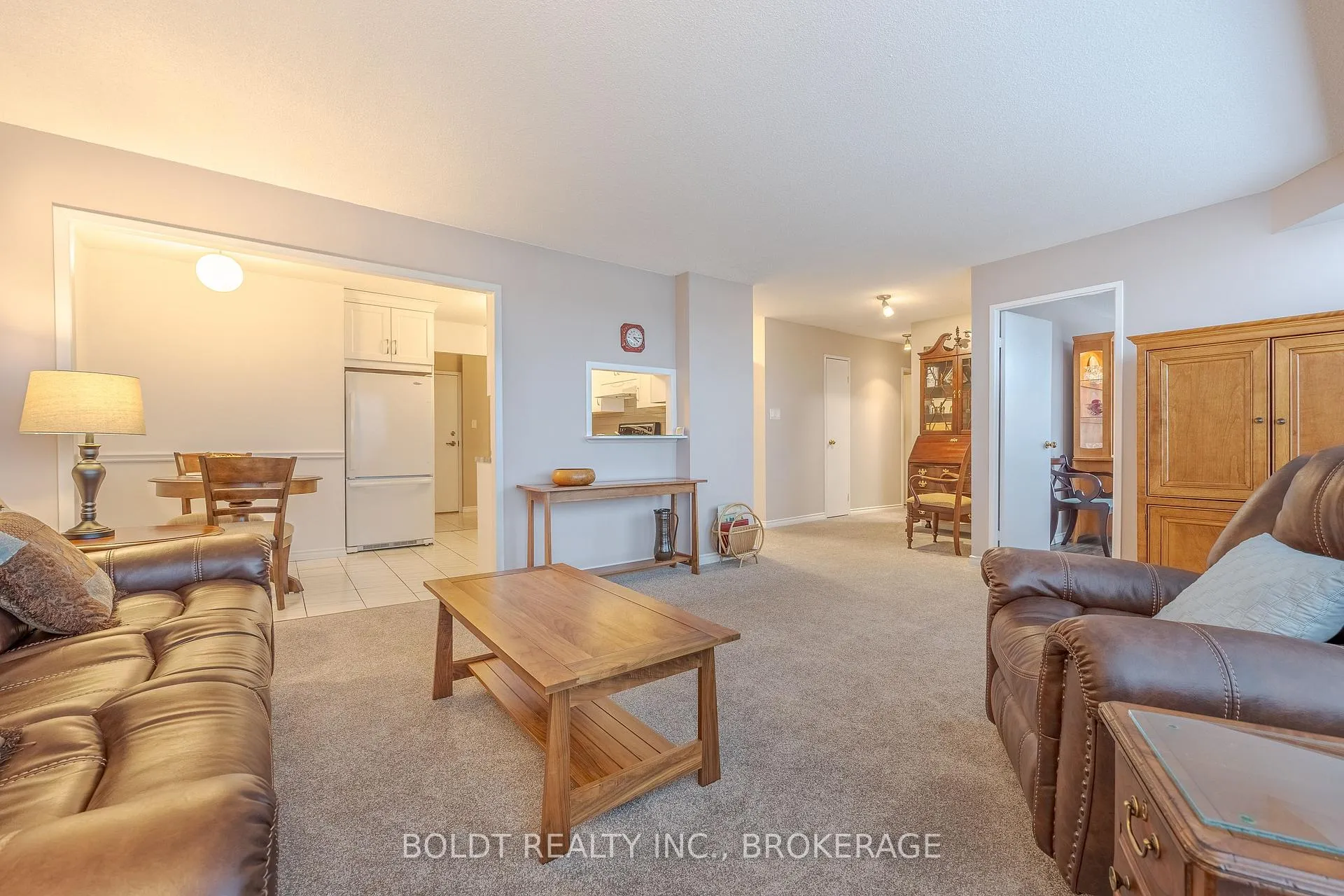 Photo 11 of Unit 604, 7 Gale Crescent, St. Catharines, E. Chester — HOMEH