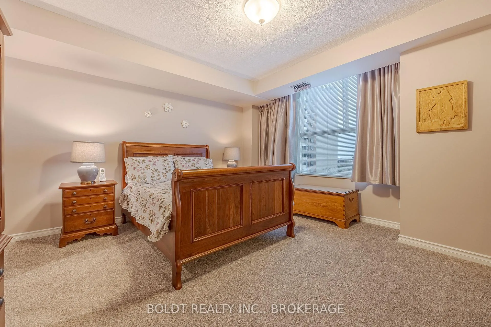 Photo 17 of Unit 604, 7 Gale Crescent, St. Catharines, E. Chester — HOMEH