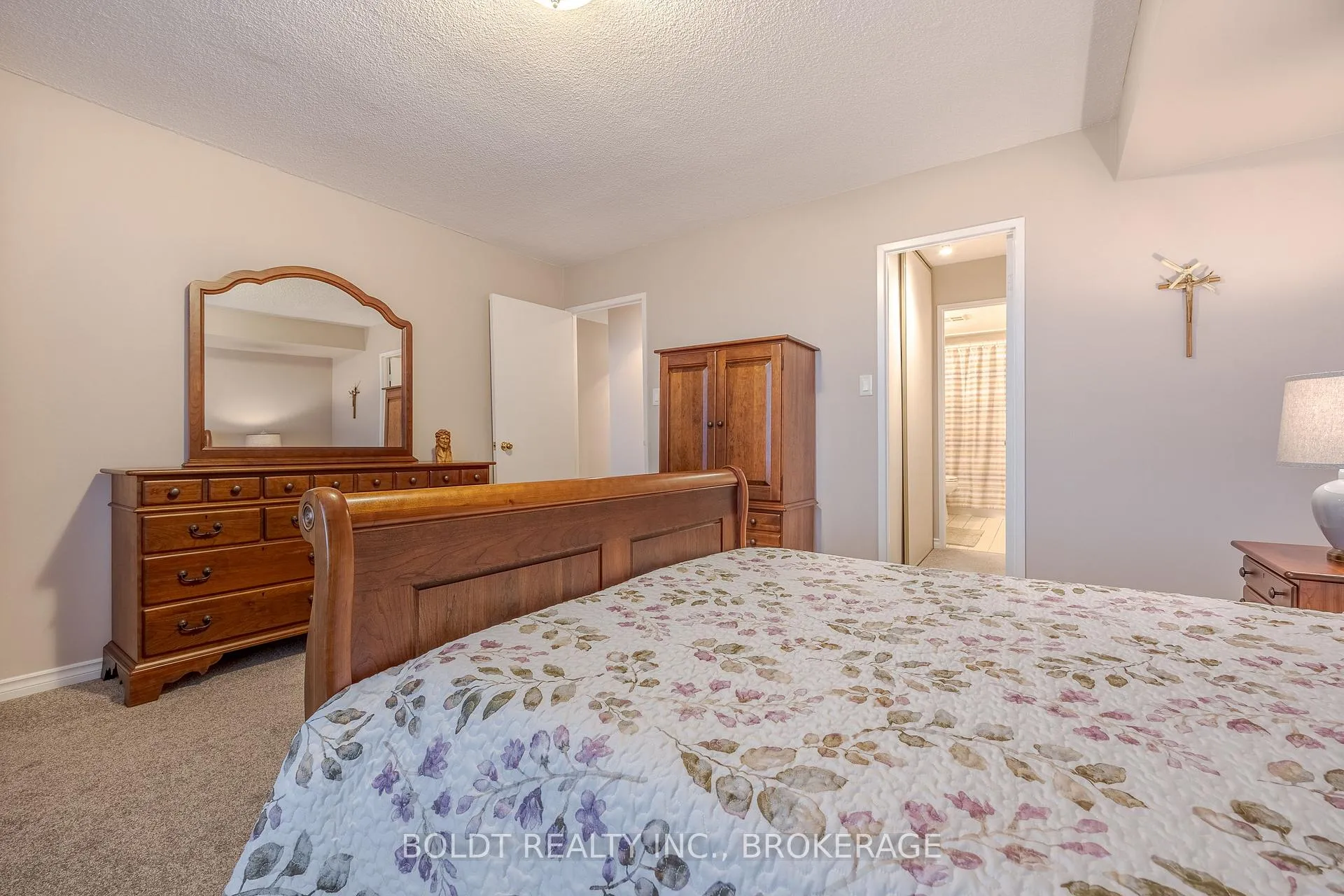 Photo 18 of Unit 604, 7 Gale Crescent, St. Catharines, E. Chester — HOMEH