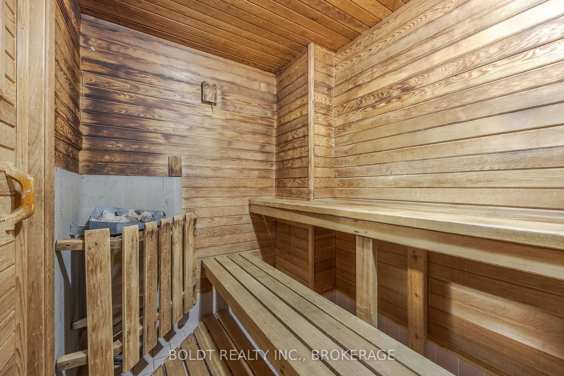 Photo 26 of Unit 604, 7 Gale Crescent, St. Catharines, E. Chester — HOMEH