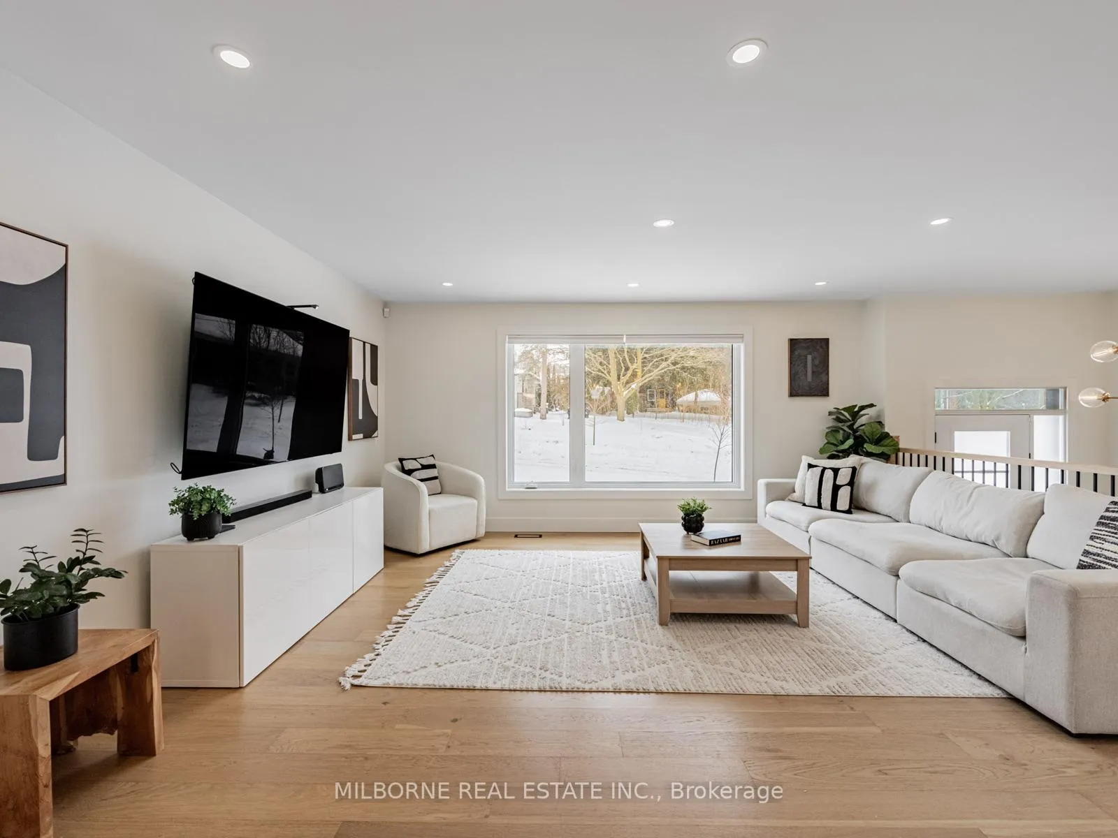 Photo 11 of 12 Summit Crescent, Guelph, Exhibition Park — HOMEH