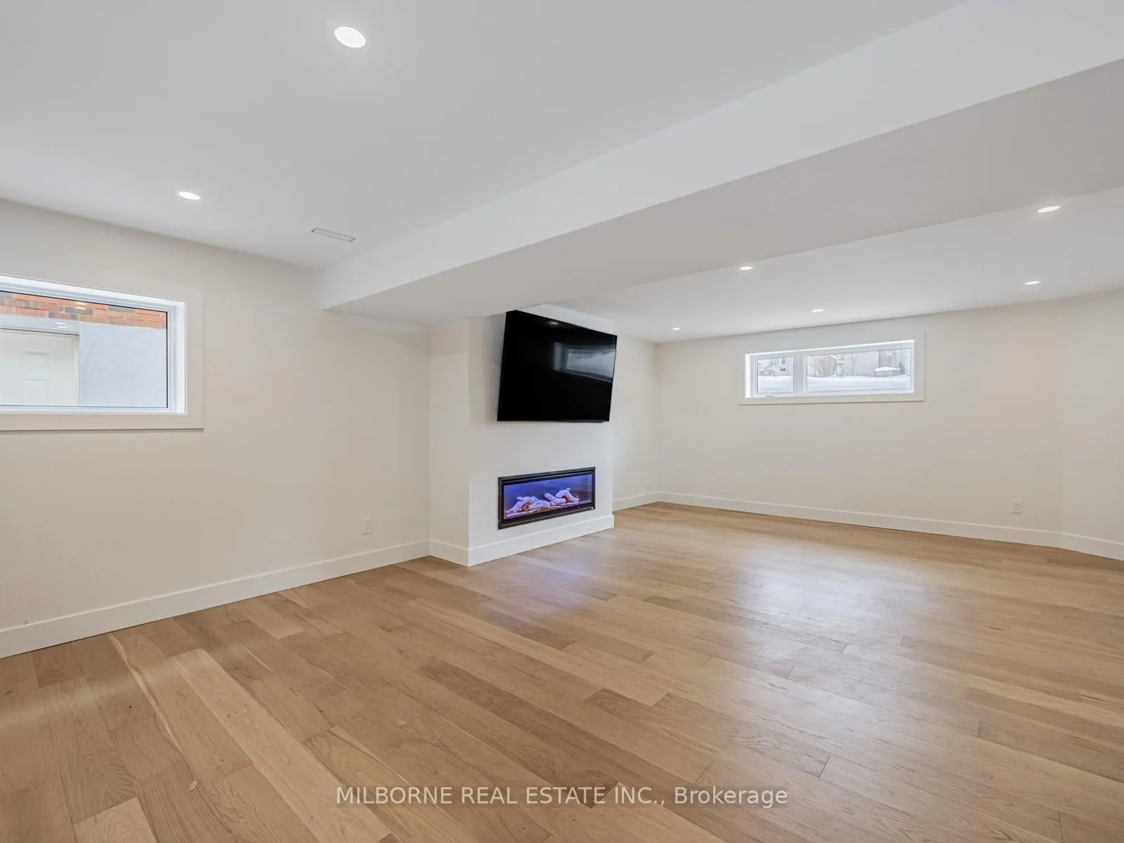 Photo 28 of 12 Summit Crescent, Guelph, Exhibition Park — HOMEH
