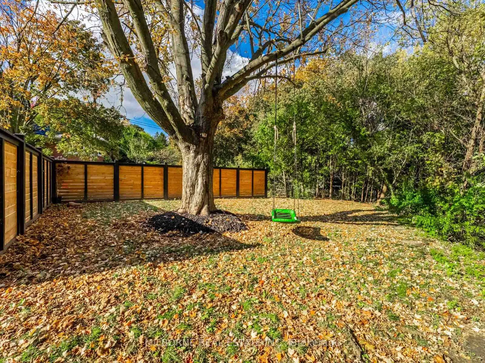 Photo 31 of 12 Summit Crescent, Guelph, Exhibition Park — HOMEH