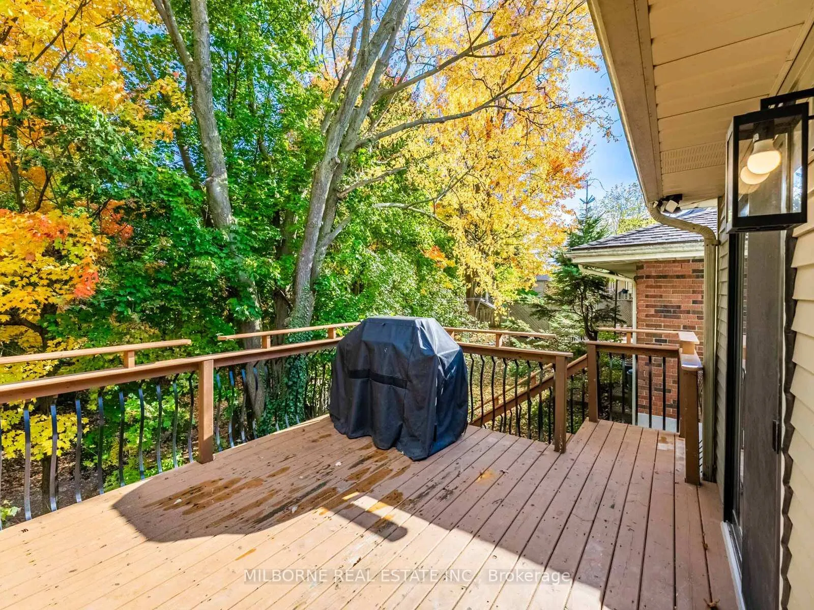 Photo 35 of 12 Summit Crescent, Guelph, Exhibition Park — HOMEH