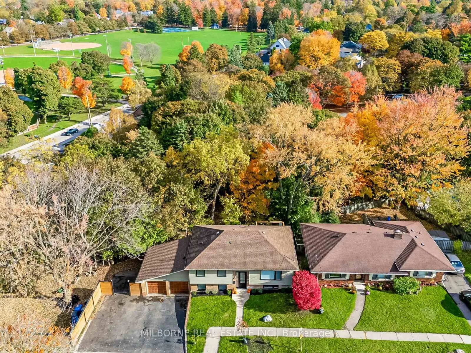 Photo 37 of 12 Summit Crescent, Guelph, Exhibition Park — HOMEH