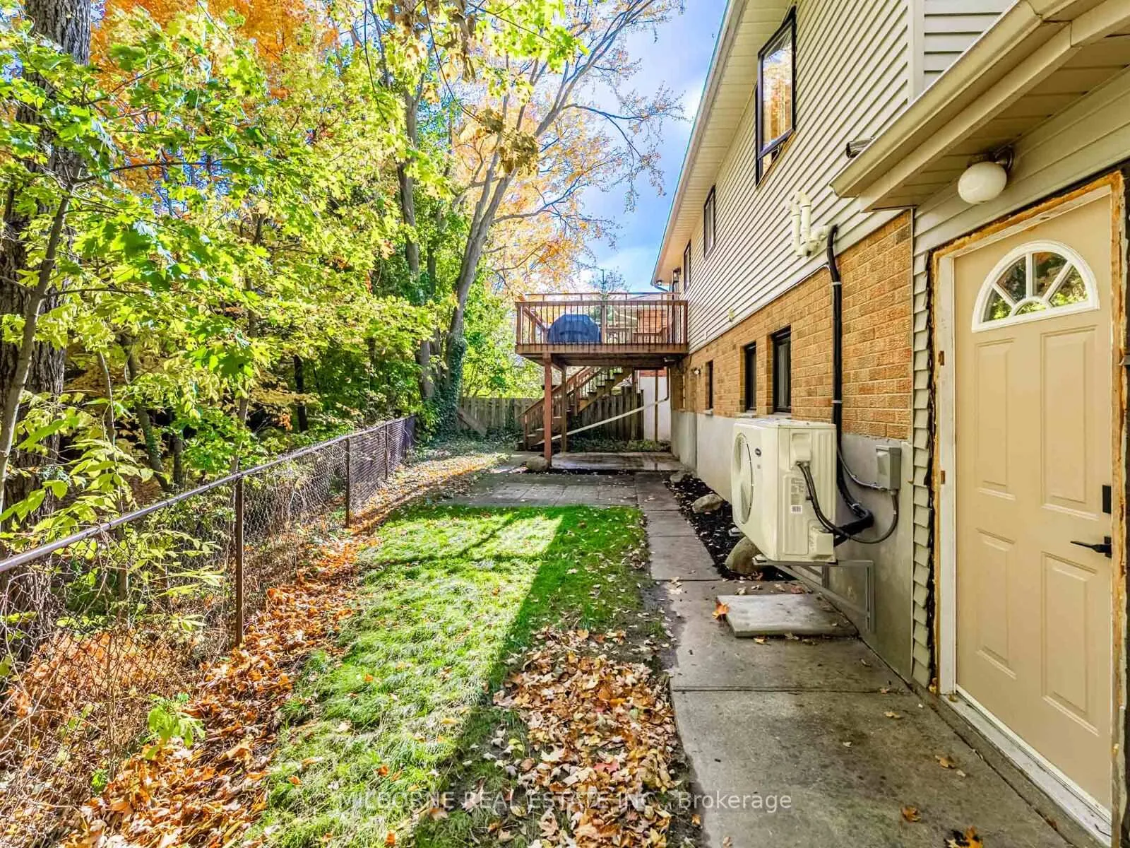Photo 39 of 12 Summit Crescent, Guelph, Exhibition Park — HOMEH