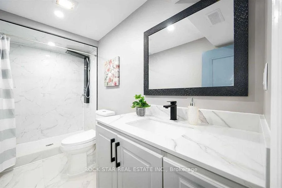 Photo 3 of Unit Lower, 919 Brucedale Avenue E, Hamilton, Sunninghill — HOMEH