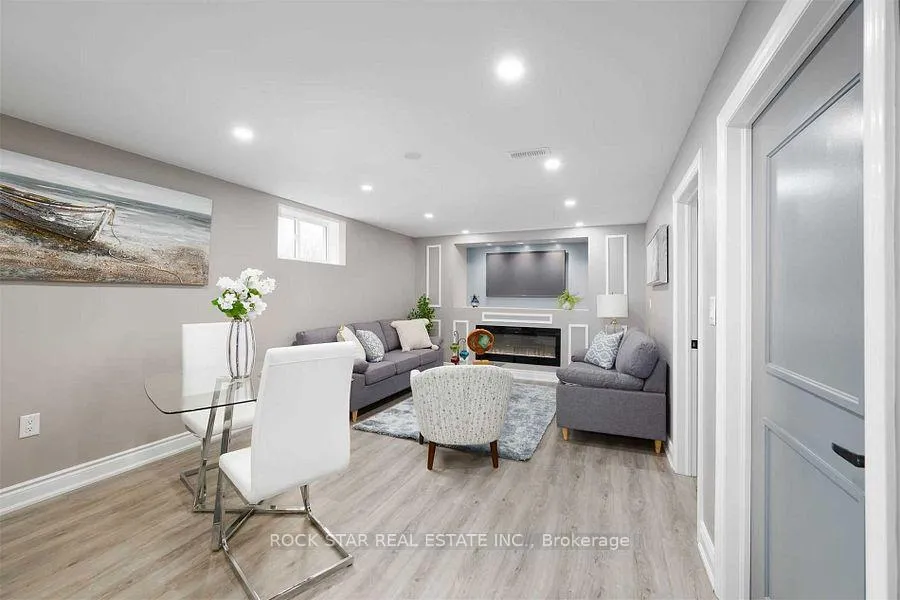 Photo 4 of Unit Lower, 919 Brucedale Avenue E, Hamilton, Sunninghill — HOMEH