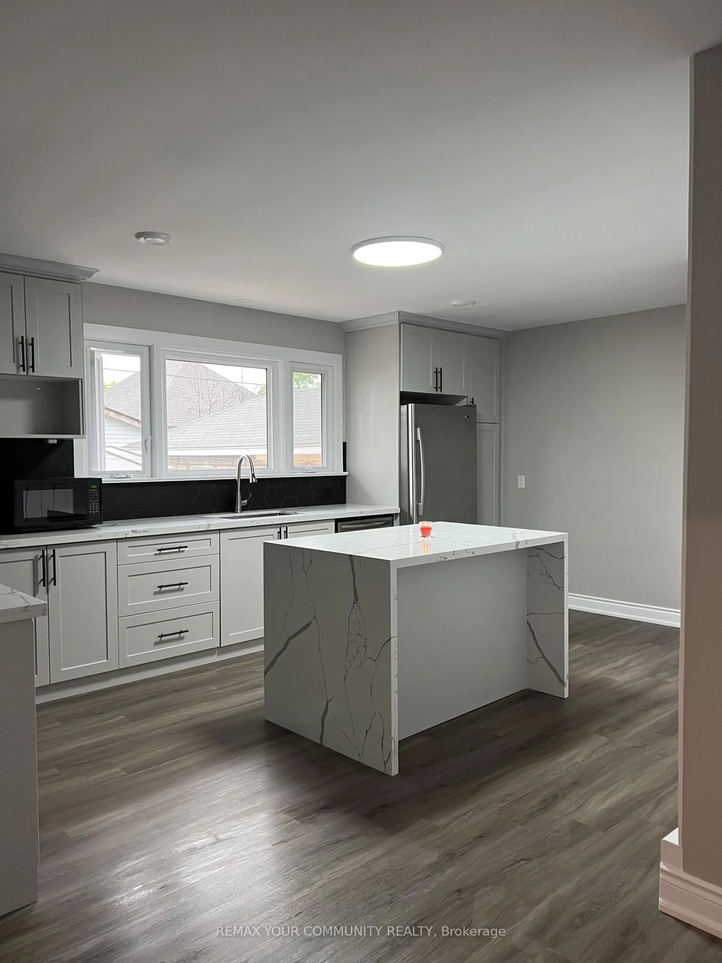 Photo 9 of 59 Cameron Avenue, Welland, Lincoln/Crowland — HOMEH