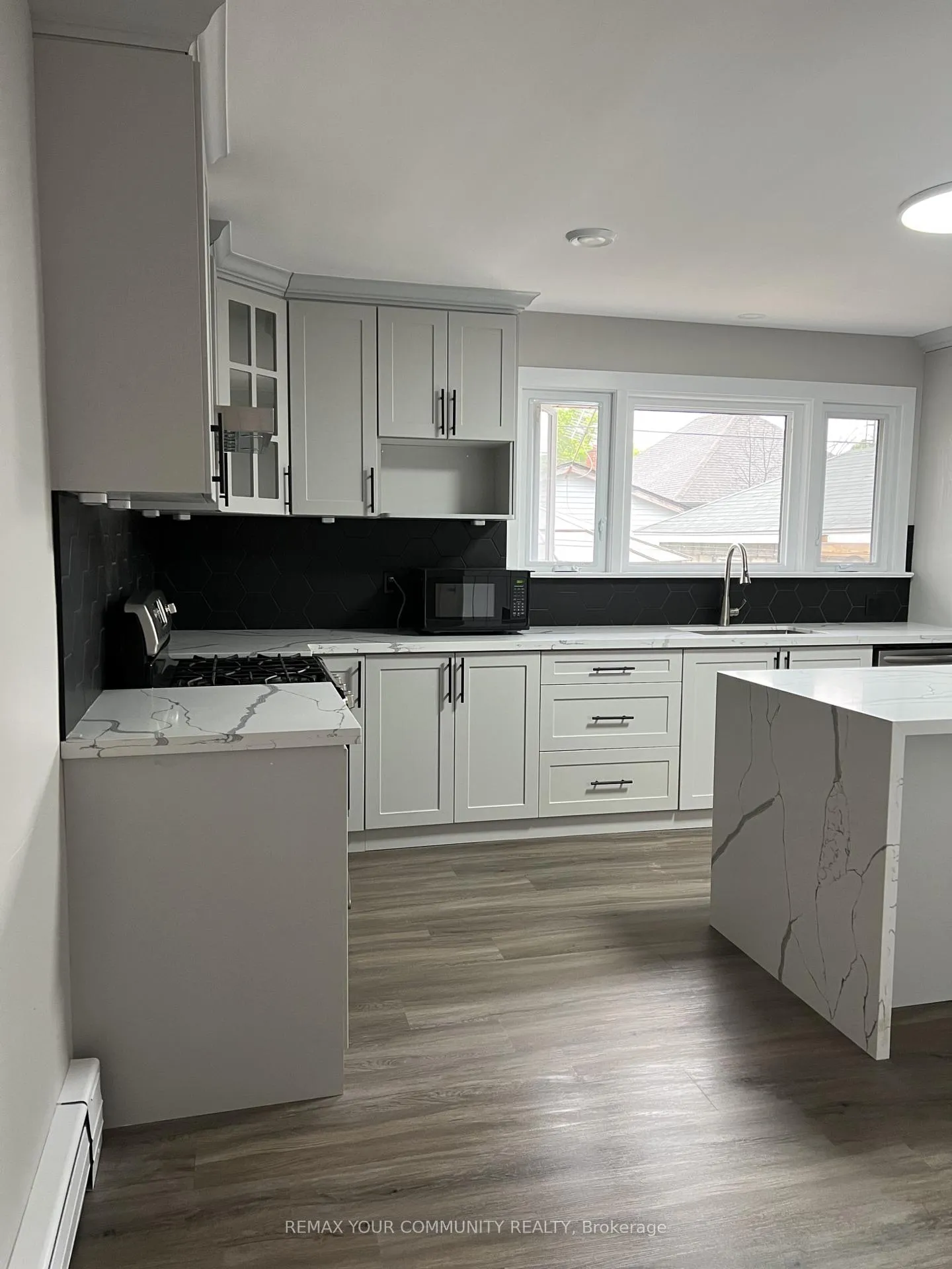 Photo 11 of 59 Cameron Avenue, Welland, Lincoln/Crowland — HOMEH