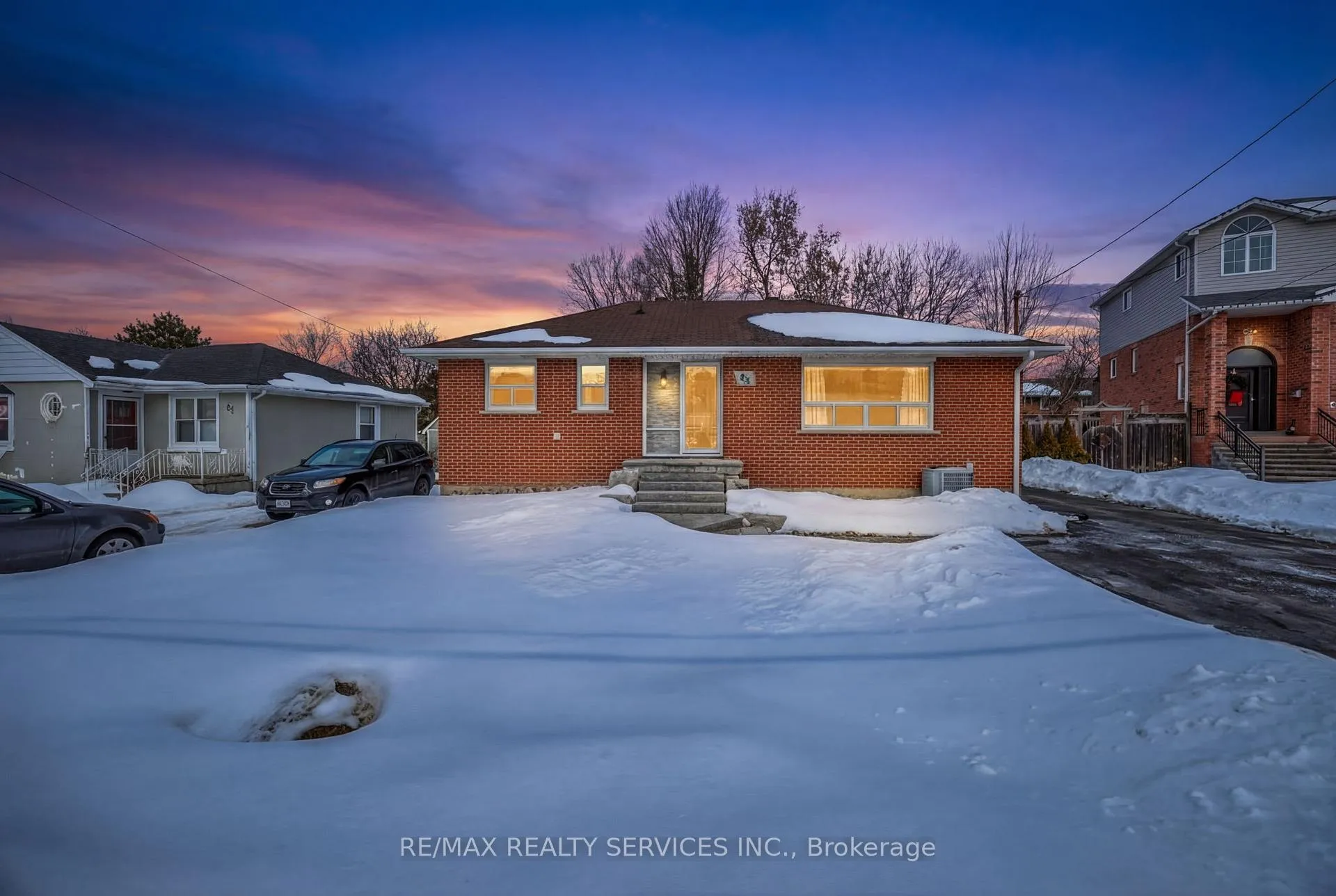 Photo 1 of 64 River Drive, Halton Hills, Georgetown — HOMEH