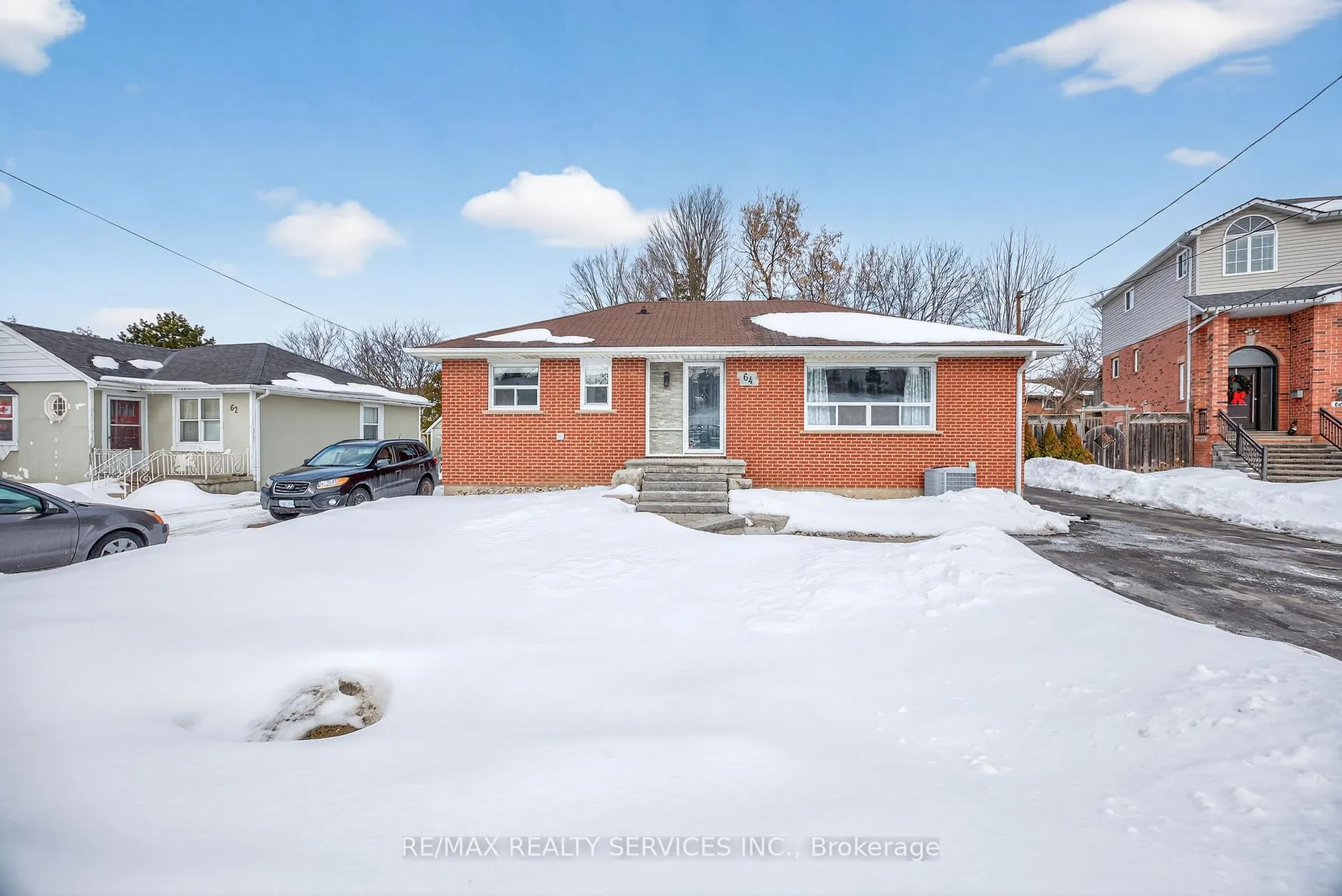 Photo 4 of 64 River Drive, Halton Hills, Georgetown — HOMEH