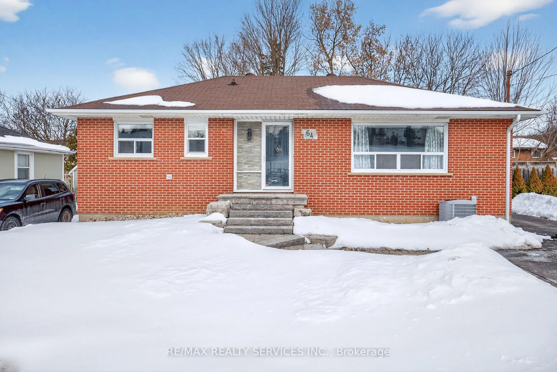Photo 5 of 64 River Drive, Halton Hills, Georgetown — HOMEH